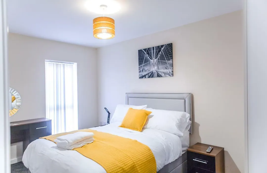 Salford Holiday Apartment Manchester-1